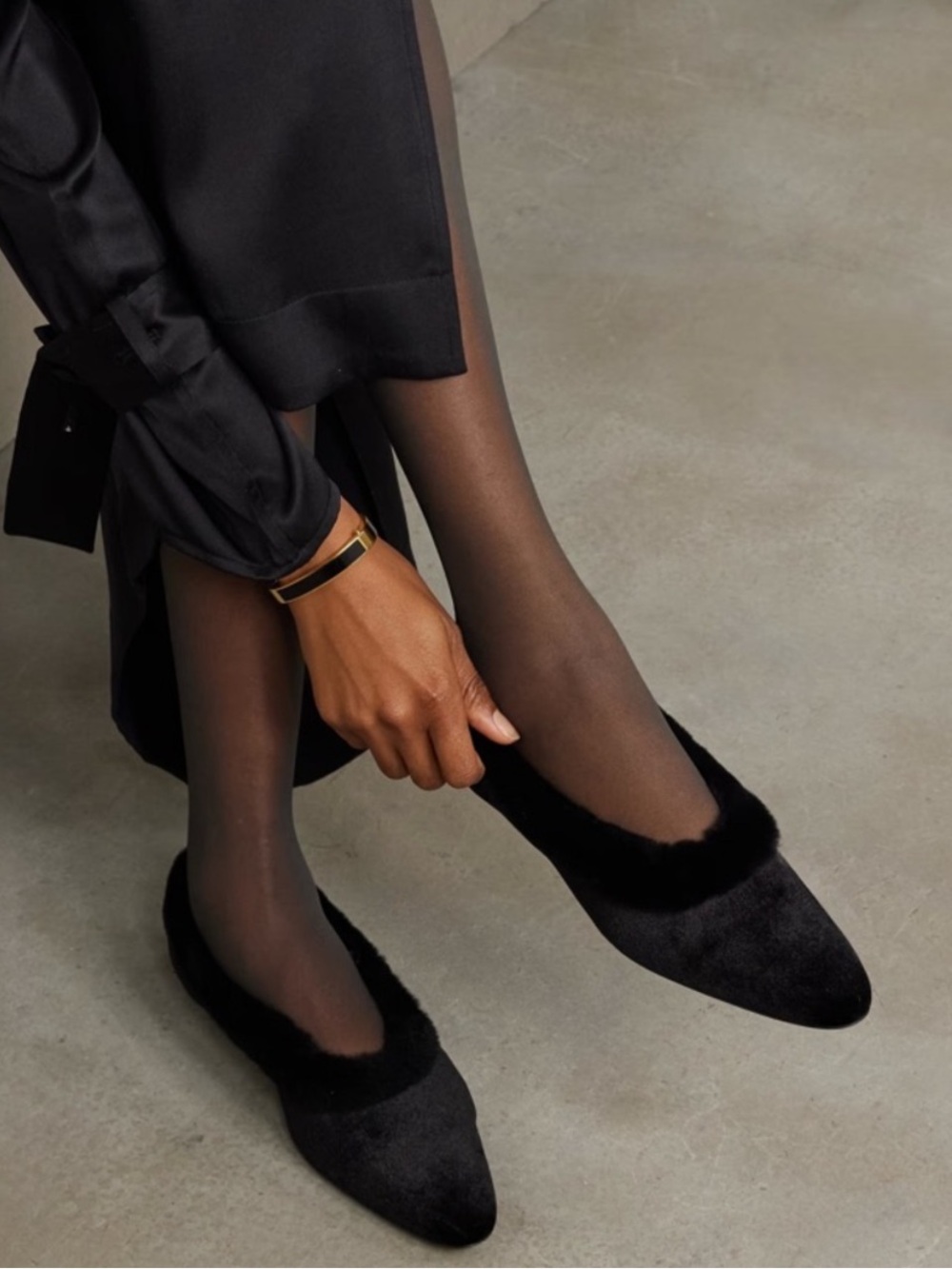 Toteme‎ Shearling-trimmed Velvet Flats Black Sz 39 EUC